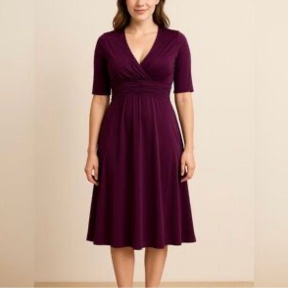 Evan Picone Surplice Neckline Ruched Waist 3/4 Sleeve Midi Dress in Plum Wine 14 - Picture 1 of 6